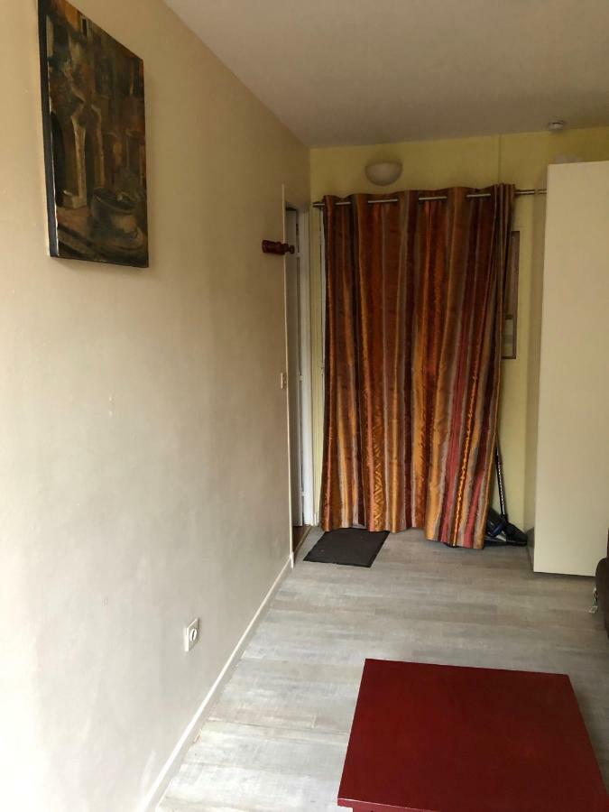 23 Rue De La Chapelle Lägenhet Paris Exteriör bild
